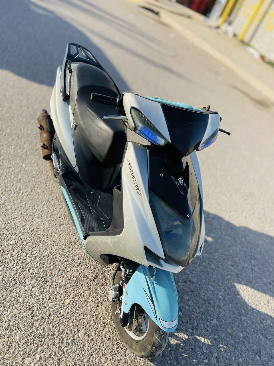 سلام عليكم ماطور ماكس سكنس موديل2021مكينه بشرط لأصرف لا بخار ناعمه مابيه عيب محرك 150كفراتها نظيفة شاصي بشرط نكره سلف وهندر كهربيات كامله 
‏مابي لحيم ماكينة خرساء ما تسمع صوتها دبل كل شغال البيع سعرها 325 أوللمراوس ايش عندك نزل مكان كركوك حي النصر هذا رقمي ***********
