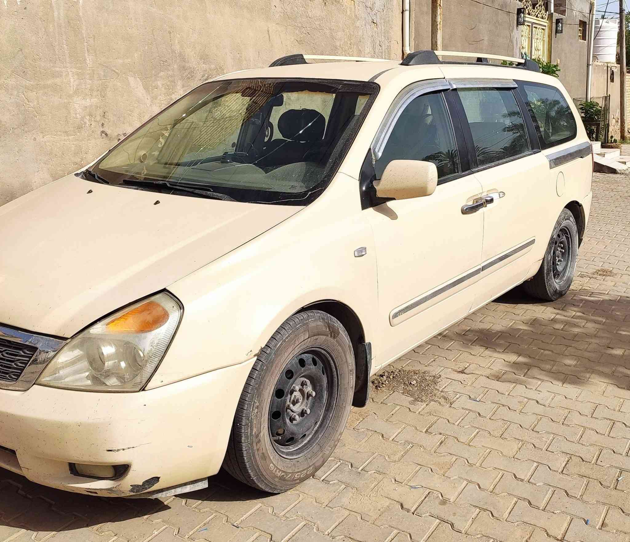 السلام عليكم جميعا .. كيا كرنفال 2008 للبيع
كرنفال 2008 گاز
رقم بصرة خصوصي بأسمنا تحويل مباشر 
بيع او مراوس بسيارة 7راكب حسب القناعة 
سعر 110 وبيها مجال قليل جدا
مكان السيارة / السماوة
***********
