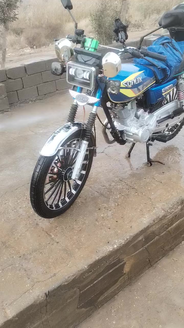 تراجة ايراني جييدة  نوع سافاني موديل 25 رايدهة 825وبيهة مجال بصيط حك جية وراق صولي***********
