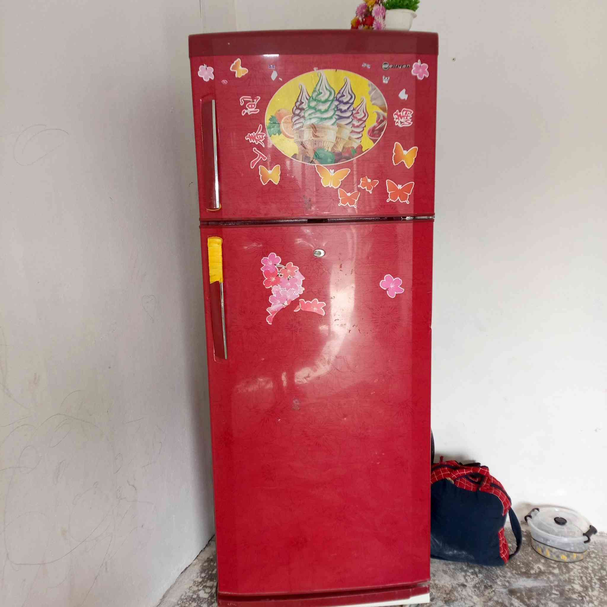 ‏‪***********‬‏سلام عليكم لبيع غراض بيت كلمن وسعره نظاف هاذ رقم صاحبهن وخاب و مكلف بنشر اخوان ني
