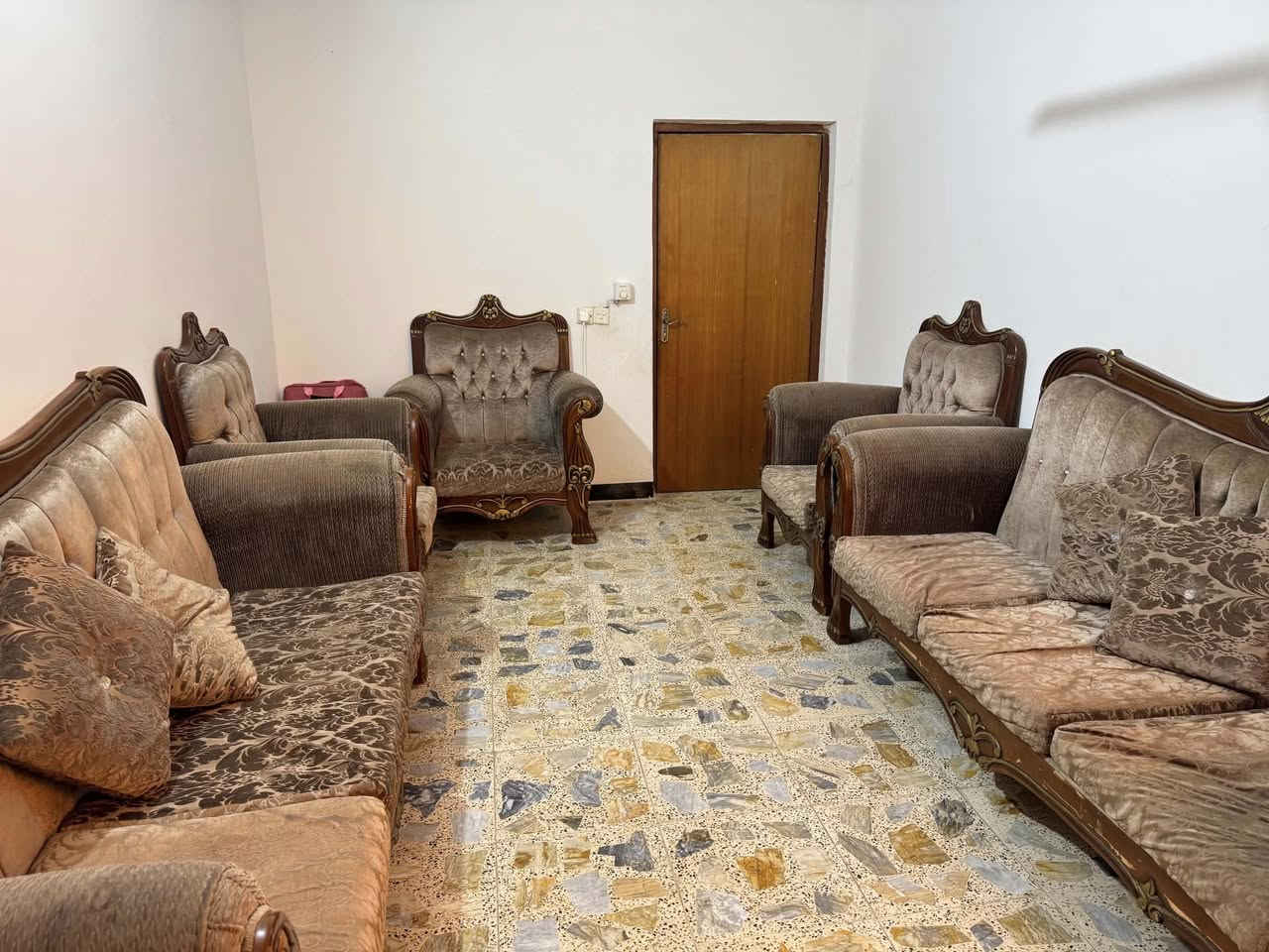 450 بي مجال


**إذا كنت صاحب هذا الإعلان وتريد حذفه لأي سبب، رجاءا أرسل رسالة إلى الدعم الفني**