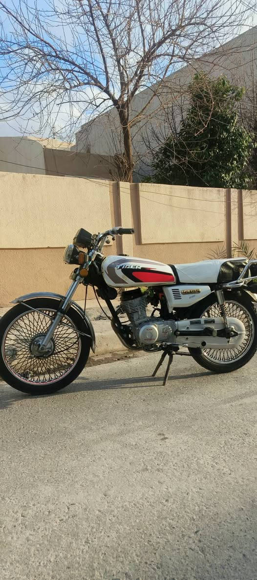 للبيع 
2020


**إذا كنت صاحب هذا الإعلان وتريد حذفه لأي سبب، رجاءا أرسل رسالة إلى الدعم الفني**