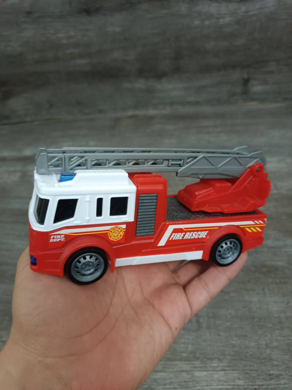 كل عام وانتم بالف خير 
تشكيله مميزه من الالعاب الامريكيه الاصليه


**إذا كنت صاحب هذا الإعلان وتريد حذفه لأي سبب، رجاءا أرسل رسالة إلى الدعم الفني**