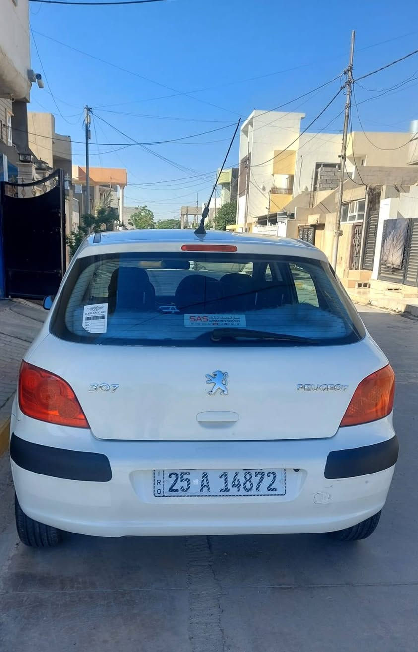 السلام عليكم سياره بيجو ٣٠٧ موديل ٢٠٠٦ كركوك للبيع
رقم وسنويه  وهزه جديد 
محرك والكير  والكهربائيات  كوله مظبوطه  تبريد ثلج  جام كهرباء  شاشه ايبات وكامره سياره حلوه وخير من الله 
تخم تاير جديد 
سياره بسمنه رقم كركوك  السعر  ٥٥ وبيه مجال للطيبين اجاوب بس اتصال وهاذا رقمي ***********
