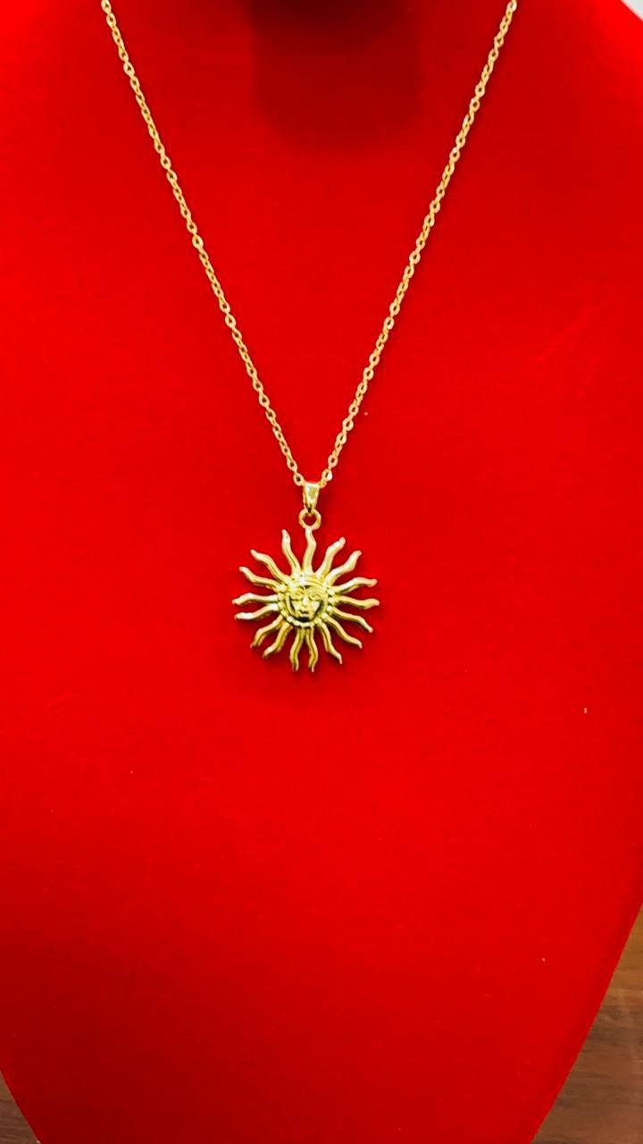 قلادة✨السعر✨ 5 الاف
توصيل مجاني داخل السماوة 
توصيل محافظات 3 الاف 
السماوة حي العزل ***********
