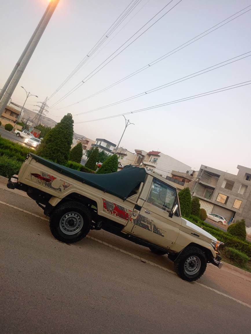 بەناوی خوای گەورە
توێتا میگزەمینی 3f.  
غازو بەنزین
ئاڕم پلاستیک سلیمانی بەشەرتی غرامە
خاکی
دەبڵ ئەکسلو چکنیتەکانی هه موی مەزبوت بە شەرت 
کامل تەعمیر کراوە لە دەرەوەو لە ناوی بە شەرت
٤ ویلی کونە مشک
٤ تایەی تازەی جەبەلی MM
دەعامیو عەتەری بۆ بەسراوە 
ننونە لە جوانی پێویست بە وەسف ناکا وەرەو لەنزیکوە سیریکە معامەلە بە تەلە فونو بە نامە ناکرێ  
٤٣ وەرەقەو کەمی معامەلە  لە سلیمانیم السليمانية, العراق


**إذا كنت صاحب هذا الإعلان وتريد حذفه لأي سبب، رجاءا أرسل رسالة إلى الدعم الفني**