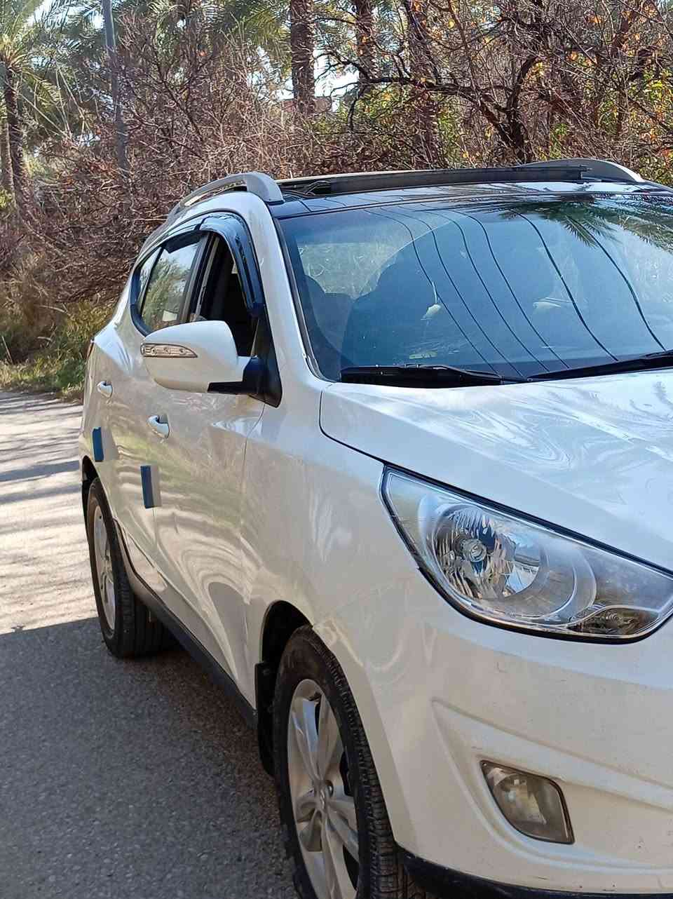 سلام عليكم
توسان 2011
((خليجي))
فول مواصفات
بنوراما
أشاير بالمري
داخل لونين
حساسات
تحكم استيرن
السيارة جديدة
محرك كير مكفولات
صدر جديد تخم تاير جدد
تبريد ثلج تدفئه شغاله
رقم بغداد الجديد سنويه وهزه جديد تحويل مباشر
بيها صبغ بس جامرلوغ وباب الباقي كفاله عامه عل فحص
مكان ديالى بعقوبه
سعر 123 وبيها مجال
***********
