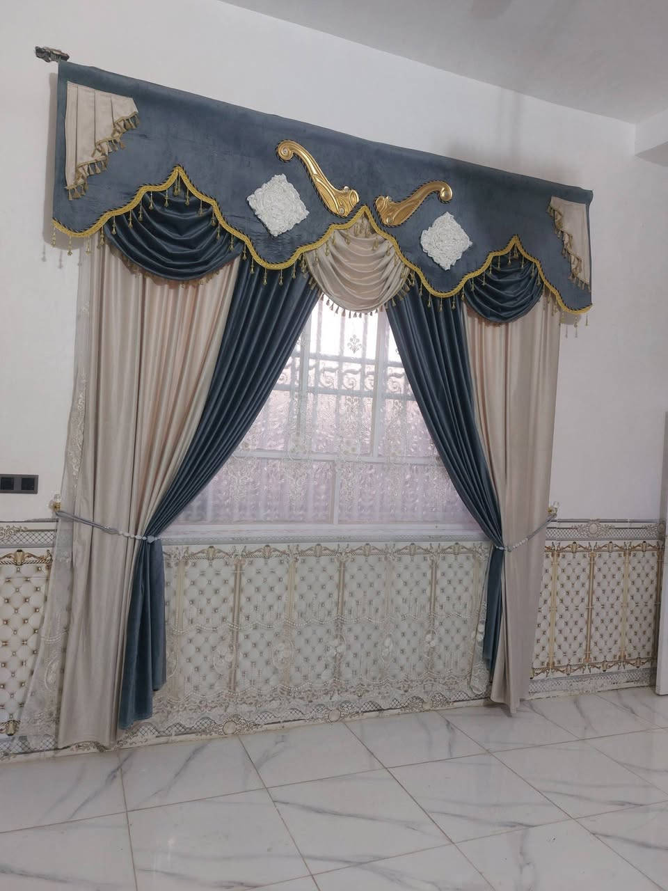 كل ماهوه جديد من عالم الستائر تجودونها .في محلات محلات الكعبي للستائر .الشاميه السوق عماره ال وناس .


**إذا كنت صاحب هذا الإعلان وتريد حذفه لأي سبب، رجاءا أرسل رسالة إلى الدعم الفني**