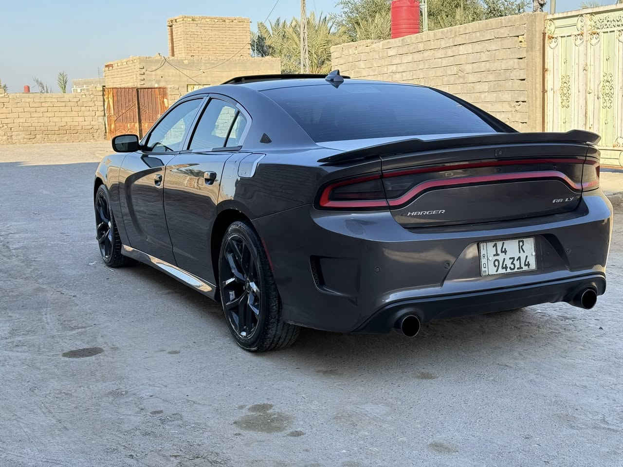 سلام عليكم 
جارجر 18 اصل 16 
للبيع اوًمراوس 
رالي فول موصفات للئخير
فتحه خزن ميموري

4كشنات تدفه تبريد 

كشنات جلد حضن 
تويل 3600
بعد اهواي بيه موصفات 
حادث بس دعاميه صورالحادث ويه المنشور
ويل 20جيتي اصلي لايت 23
رقم بصره بسمي هزه بعدهي مانتهيه 
السعر ١٦٠ 
***********
