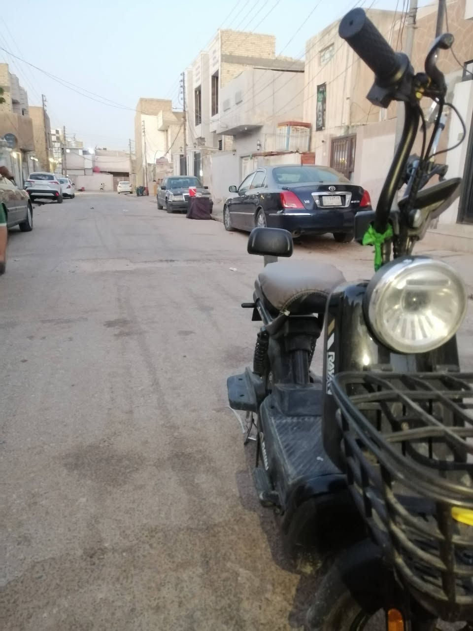 السلام عليكم
الدراجه للبيع الدراجه نضيفه وجديده 
وبيه نقوصات لا بصمه بيه ولا جوزه وتشتغل ب فيشه من العقل بس تشكله وتشتفل وشلعه تتطفه والاشاره الكدام عل يمين مو شغاله وتصليح رخييص واكو ضعف بل بطاريات تنقص حبايتين  اول ماتشغله بس سريعه كلش وتخبل وكشي مابيه  واوكعه من السعرولان نقوصات بيه وماصارله سنه من اشتريته نضيفه وجديده السعر 300 وبيه مجال 
المكان النجف حي الجامعه


**إذا كنت صاحب هذا الإعلان وتريد حذفه لأي سبب، رجاءا أرسل رسالة إلى الدعم الفني**