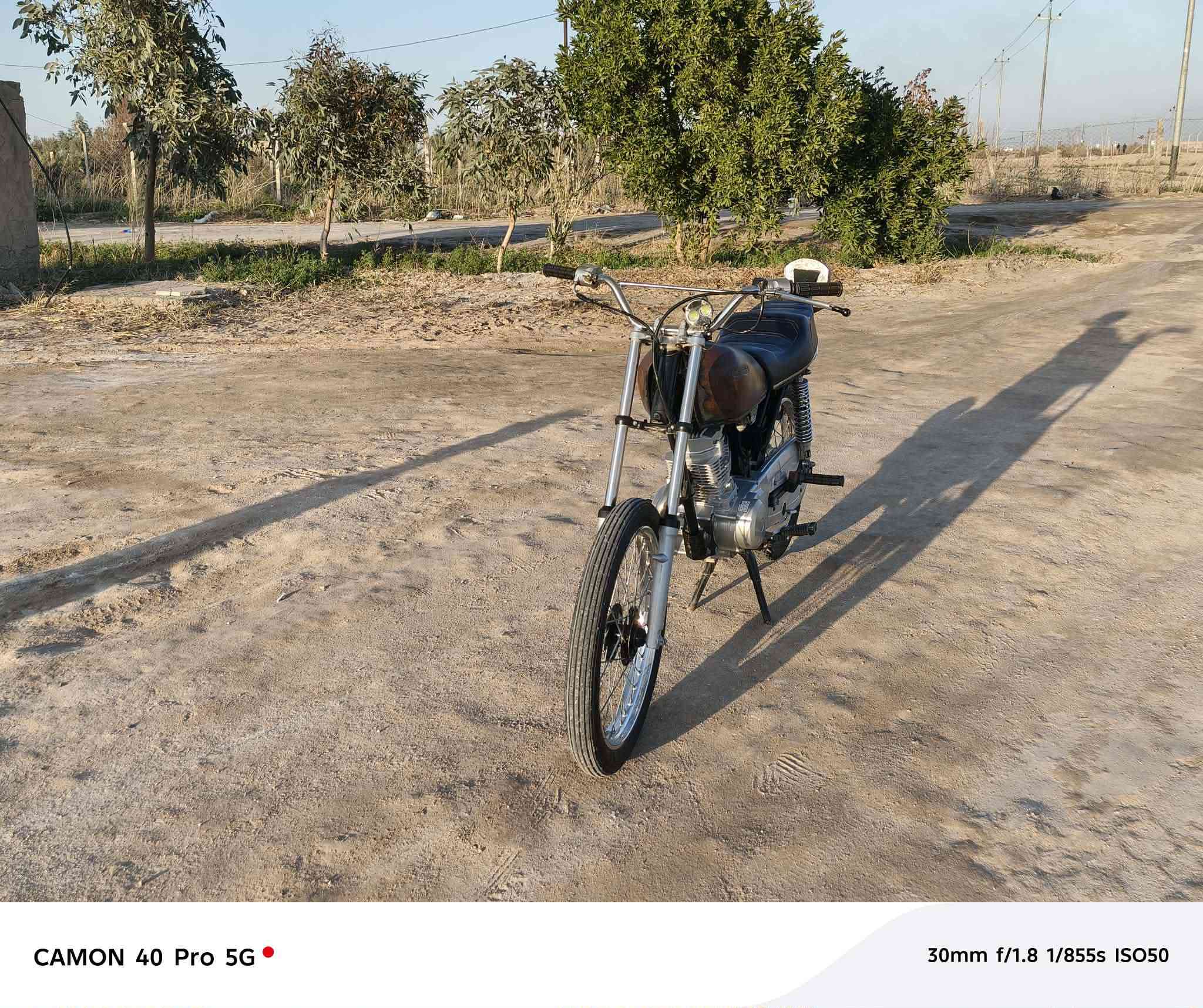 سلام عليكم دراجه للبيع تعمير 25 مكان ناصريه مركز سعر 550 وبيه مجال  هذه رقمي ***********
