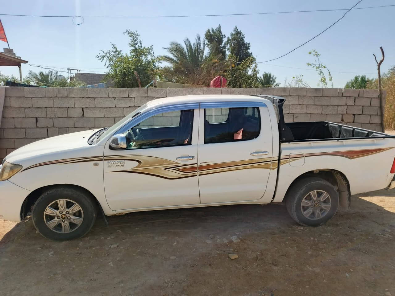 السلام عليكم بيكم موديل٢٠٠٦ مكفولة كفالة عامة سيارة جديدة رقم بغداد مكان سيارة بغداد مشروع الوحدة رقم الجوال *********** ***********
