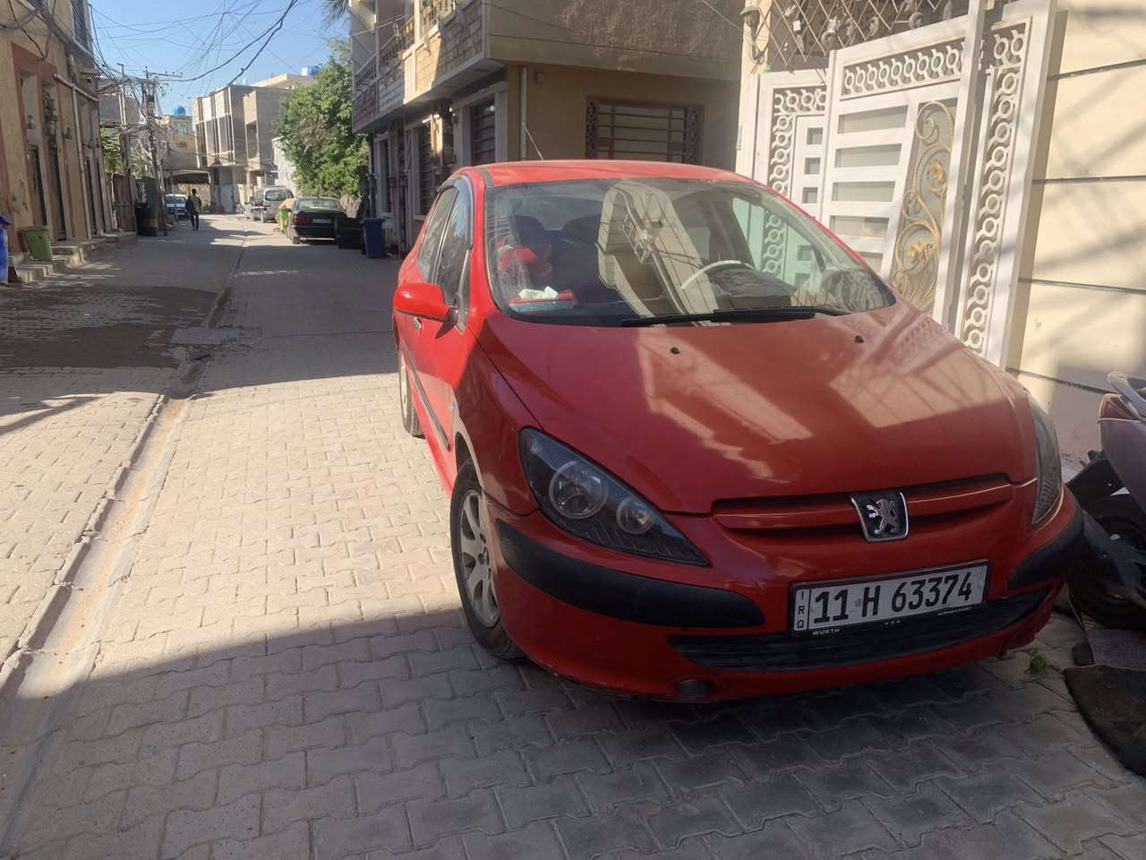 السلام عليكم بيجو فرنسي 2005 سيارة خير من الله مكينه كير تبريد ثلج رقم انكليزي تخم تاير جديد باتري جديد سياره حلوه وجاهزه السعر 50 
***********
