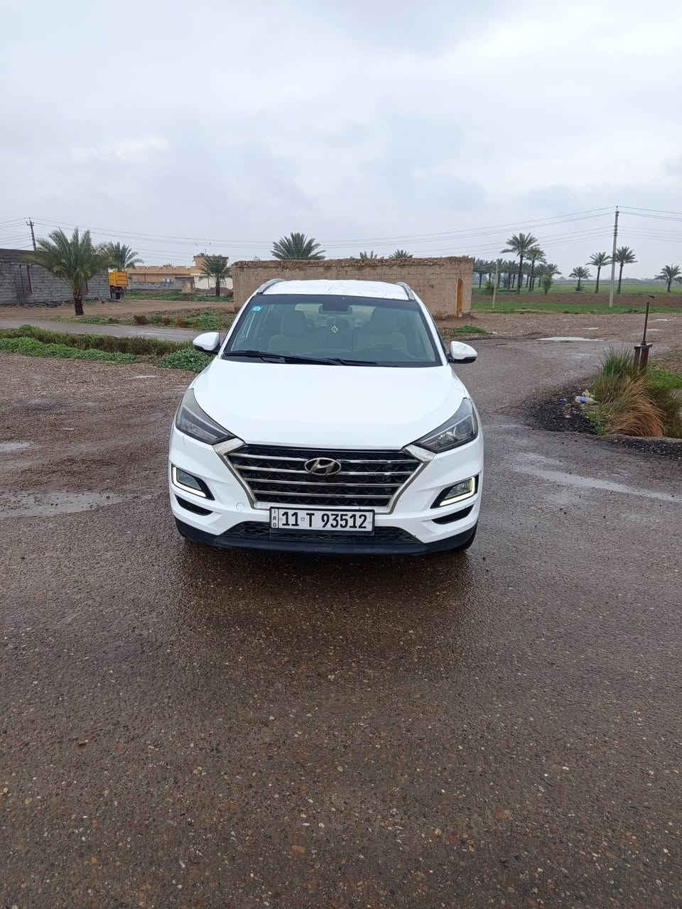 السلام عليكم توسان2019 محرك2000خليجي فول مواصفات ما عدا البانوراما دخول ذكي تحكم ستيرن ثلاث أنماط سرعه مري شفط حساسات  السياره تعرضت إلى جفيه ومصلحه بس تصليحها مو مضبوط محرك وكير مكفول تبريد ثلج السياره أبيعها علا وضعها السعر 130$ وبيها مجال بسيط مكاني بغداد مشاهده 
***********
