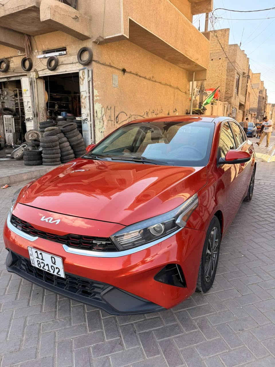 مرخصة مدير الاكروب 
للبيع فورتي موديل 23 رقم بغداد الإنكليزي بسمي وارد أمريكي حادثها مرفق ويه الصور المنشور  سونار جديد مرفق ويه الصور سياره جاهزه مكينه كير تبريد خير من الله ماشيه 30 
مواصفات نص فول مكان السياره بغداد مدينه الصدر السعر 130 
الهاتف ***********
