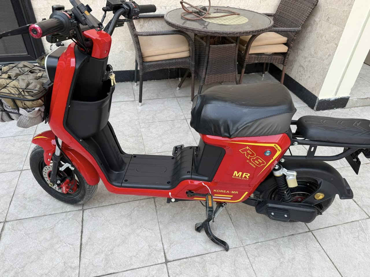 ار 8  الباسكل جديد بمعنى الكلمه مابي نقص اي شي بطارياته زينات جدد  خمس بطاريات 32 الحجم الكبير  موديله 2025 
سعره 425 
***********
 قرب مستشفى الكفيل
