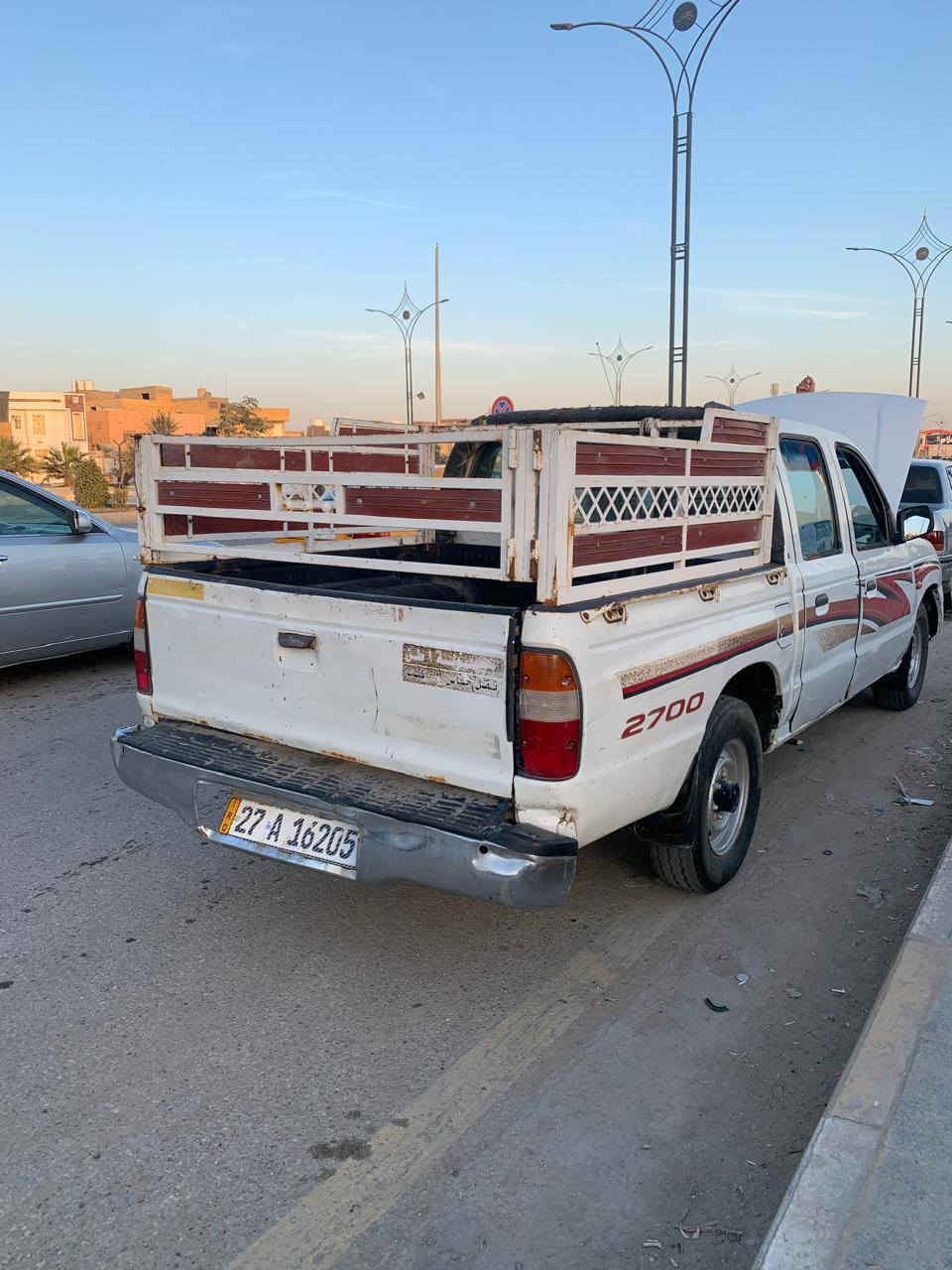 سلام عليكم بيكم مادزه ٢٠٠١
محرك ونجي  كير عادي
رقم دولي ذي قار سنويه ٢٩
بسمي  سياره السعر ٤٠
***********
