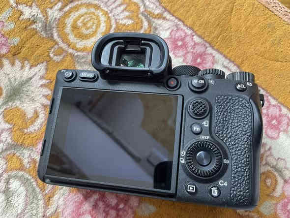 كاميرات سوني مستخدم نظافه 95‎%‎ 
سوني a7R4 بدي سعره 2،200،000
سوني a7R3 بدي سعره 1،700،000
سوني a73 بدي سعره 1،325،000 
كارتون ملحقات اصليه نظافه فول اخت الجديد
مكاني بابل \ ***********
