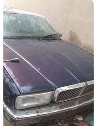 للبيع سياره جاكور صالون موديل 1990 داخل جلد جدا جيد مطعم  فورميكا ملكي...