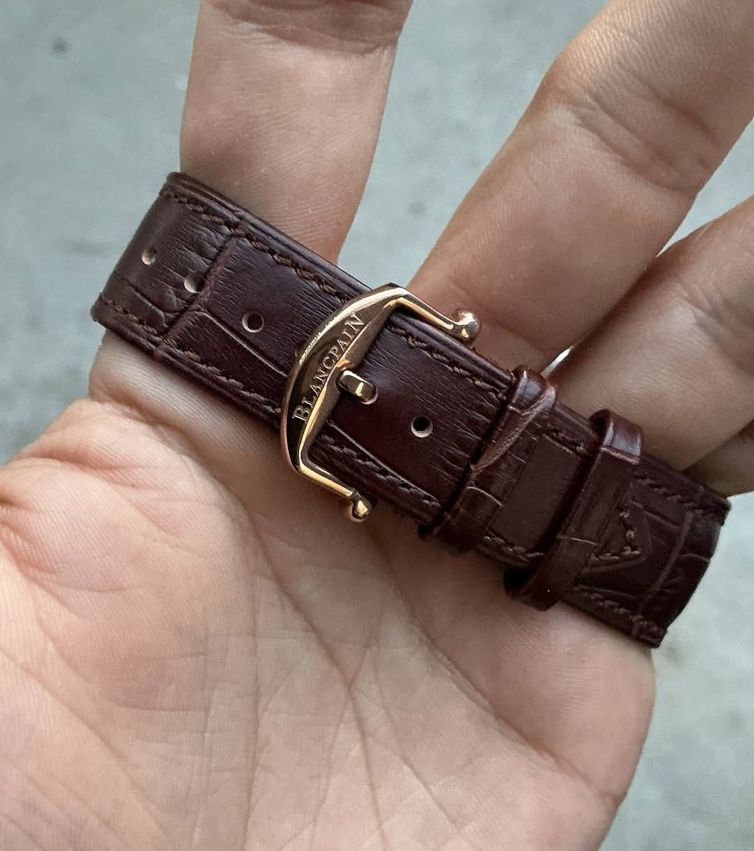 السلام عليكم ساعة BLANCPAIN رجالي
مكينة سويسري روندا
قطر 41
نظافة تامة
ارقام رومانية مميزة
نافذة للتاريخ
بك معلم
85 الف


**إذا كنت صاحب هذا الإعلان وتريد حذفه لأي سبب، رجاءا أرسل رسالة إلى الدعم الفني**