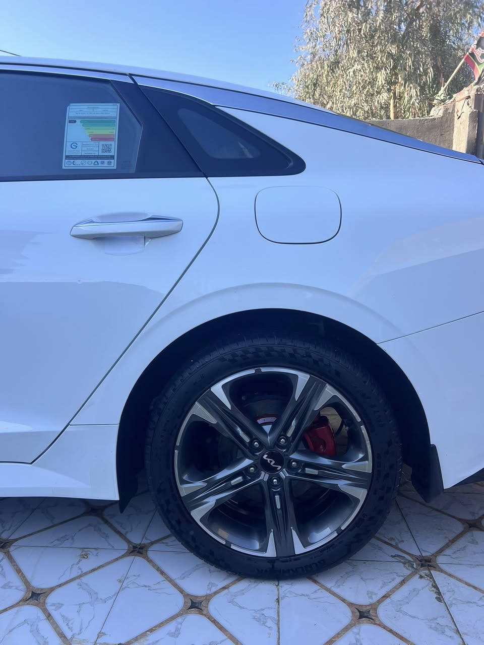 ‏￼ سيارة كي فايف ‏للبيع ‏موديل 23 ￼ ‏ماشي 50 ‏مكينة 2000 ‏السعر 220   ***********￼￼￼￼￼￼
