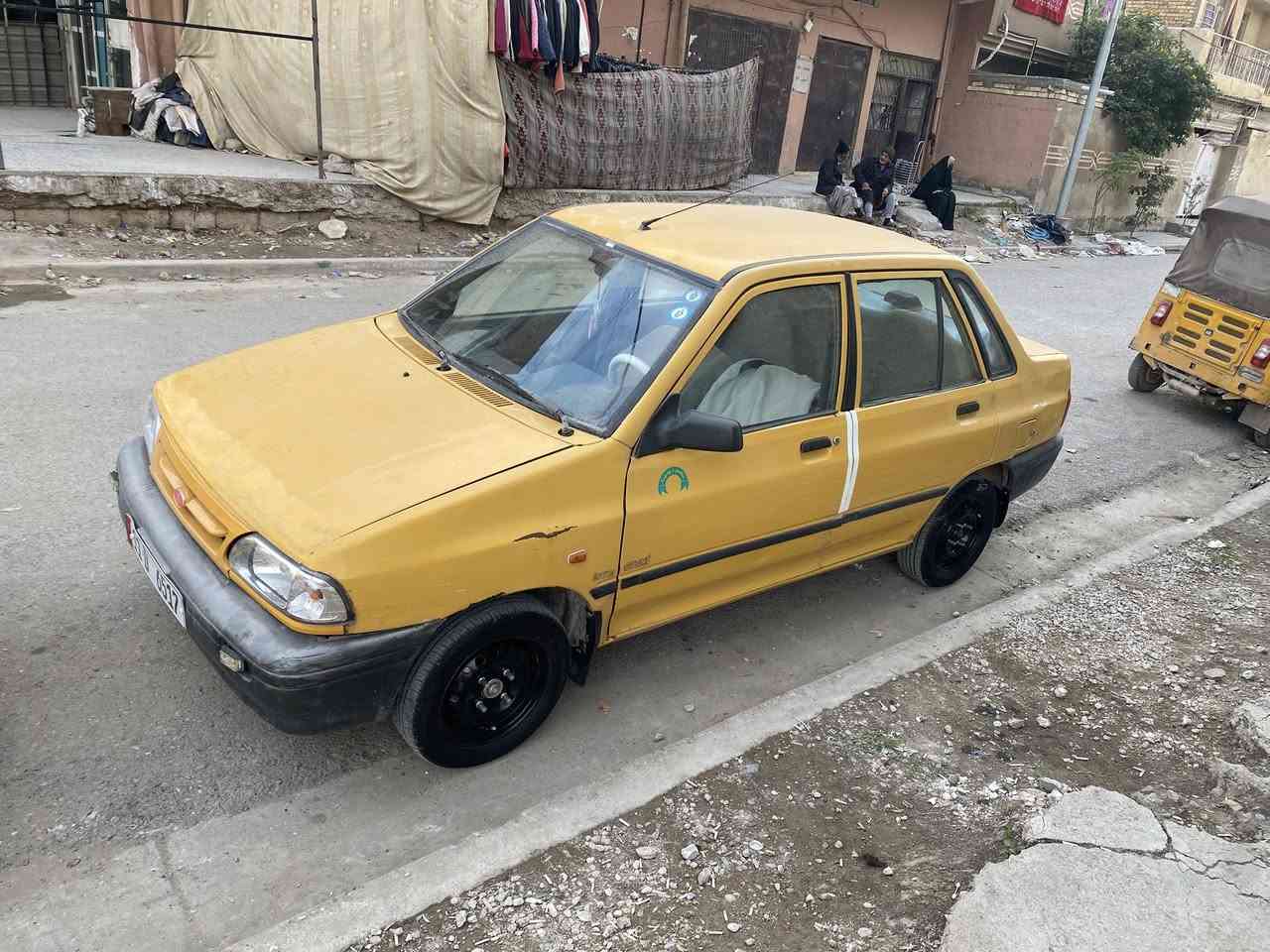 السلام عليكم اخوان سايبه موديل 2011 سياره نظيفه كير مكينه خير من الله صدر امامي خلفي جديد تخم تاير شواصي نظاف تعال وشوف بعينك رقم بغداد بسمي سنويه 29 مصفره هيه وخرامات مكان بغداد الحسينيه رقم ***********
