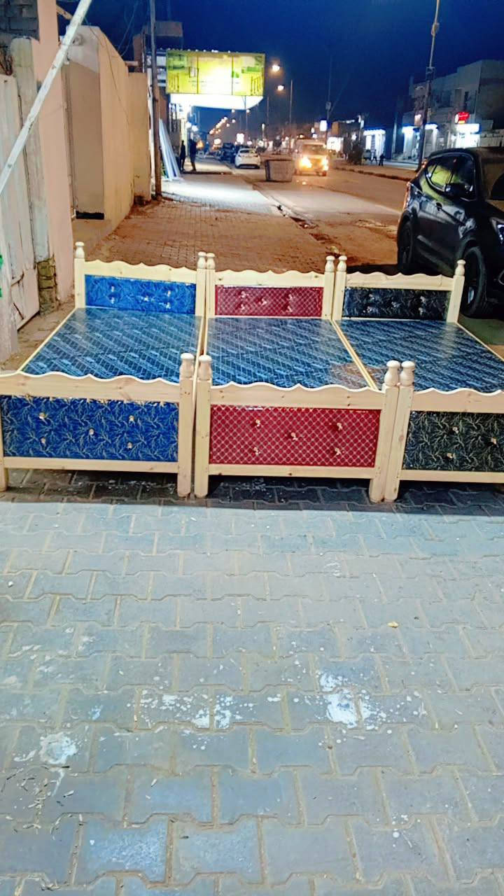 🛏️ يتوفر لدينا جرابي نفر واحد

🧵 شغل تزكام درجة أولى ✅

🔸 متوفر أيضاً:
🪵 جراجيب خشب
🚪 أبواب
🧳 كناتير
🍽️ بوفيات
👟 جزامات أحذية

📍 العنوان:
كوت – حي الحوراء 
📌 شارع المواكب 
📌 مقابل مكتب المستقبل 

📞 للحجز*********** 📲 واتساب 
*********** 📲

🚚 خدمة توصيل داخل الكوت متوفرة ✅
