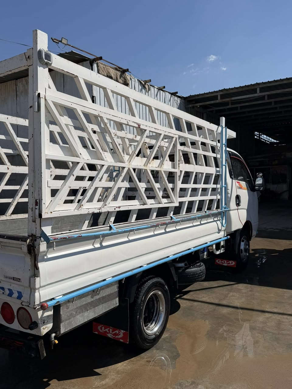 كيا فحل موديل 2010رقم بغداد شرط التحويل ‭0 770 275 5289‬
