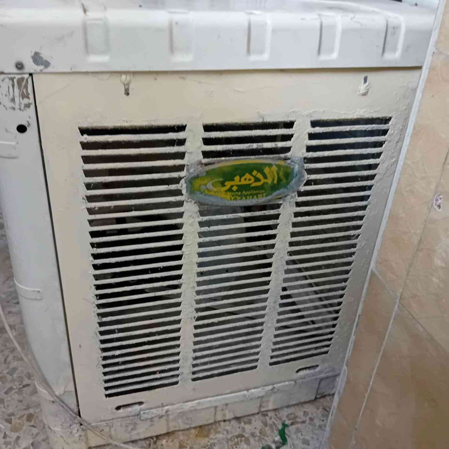 مبردة حجم الحبيرة الذهبي  نضيفه وصابغيهه جديد السعر ٦٠  قفل قفل مكان خطيب الزراعي الشراي عالخاص


**إذا كنت صاحب هذا الإعلان وتريد حذفه لأي سبب، رجاءا أرسل رسالة إلى الدعم الفني**