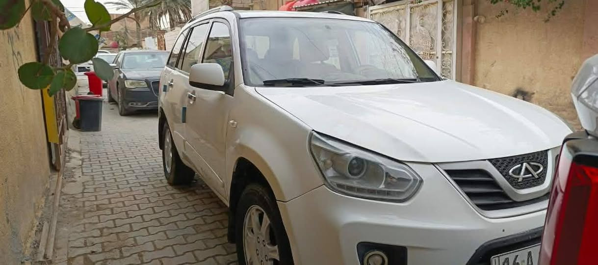 سلام عليكم
سياره للبيع شيري 

مديل 2013

رقم انكليزي 

سنويه جديده 

العنوان /الديوانيه قضاء الحمزه الشرقي 
اتصال على الرقم 
***********
