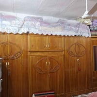 غرفة نوم • مستعملة • بيها مجال