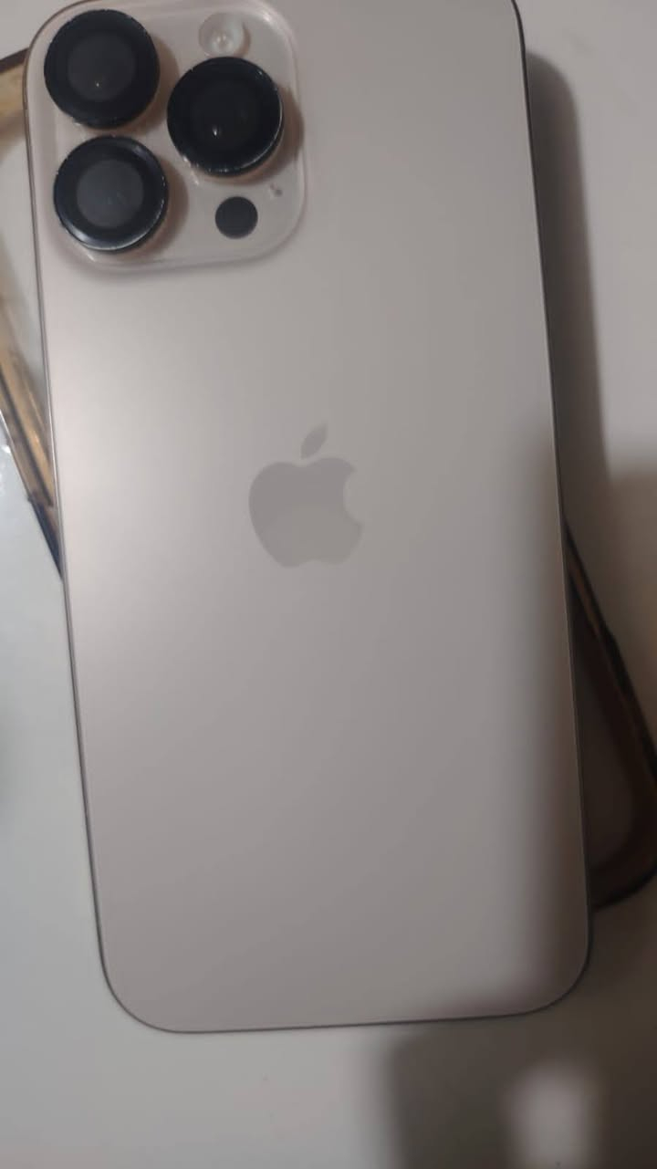 ايفون ١٦برو ماكس ذاكرة ٢٥٦
جهاز جديد صالة اقل من شهرين مستعمل
بطارية ٩٨
سعر ١٤٠٠ مكاني حي الاعلام
***********
