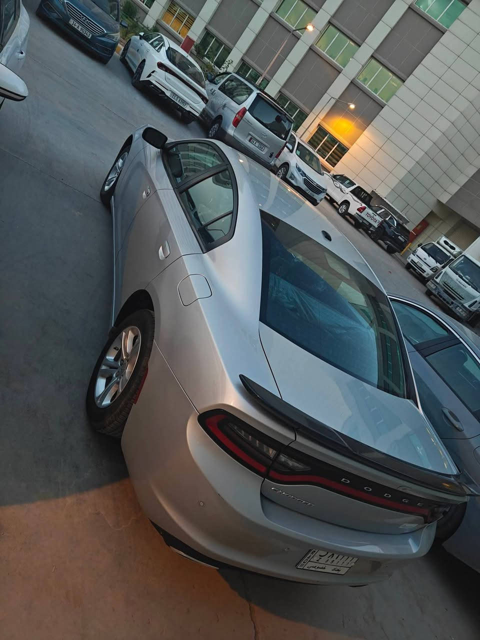 جارجر موديل 2022 أصل 
رقم بغداد ألماني 89111 بأسمي 
مواصفات SXT 3600

كاميرا خلفيه شاشه كبيره 
تحكم ستيرن تبرد ثلج 
بصمه ابواب تشغيل عن بعد
كير مكينه كفاله ... ضرر تبديل بنيد صور الضرر موجوده 
مكان السيارة ذي قار . ناصرية مركز .الشموخ 
سعر 225 
أي استفسار خاص مفتوح


**إذا كنت صاحب هذا الإعلان وتريد حذفه لأي سبب، رجاءا أرسل رسالة إلى الدعم الفني**