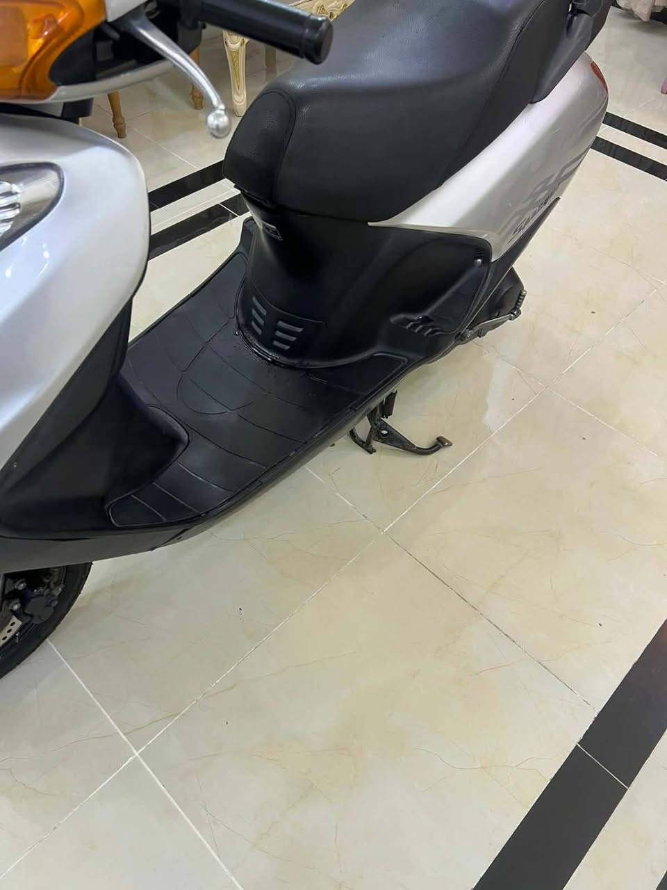 #السلام_عليكم_أخوتي_الغوالي
#مال_مزاد_شرط_رمبه 
# هوندا سبيسي ياباني أصلي 🇯🇵👍
 #شرط الضمان 💯💯
#بعده بحالة الوكاله فول نظافه مكفول 
#نظافه فول 💯💯👍                                                          كوت خاجيه شارع ٤٠ رقم هاتف فقط ***********
