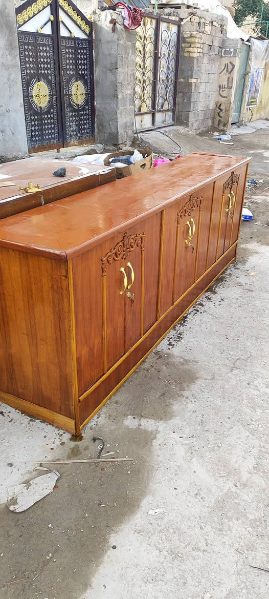 بوفيه ام ٦صاج يدات جددد قفاله جدد صبغ تلميع كامله متواجد عالخاص اكو توصيل بفلوس سعره ٧٥قفل رقمي *********** ابو جود
