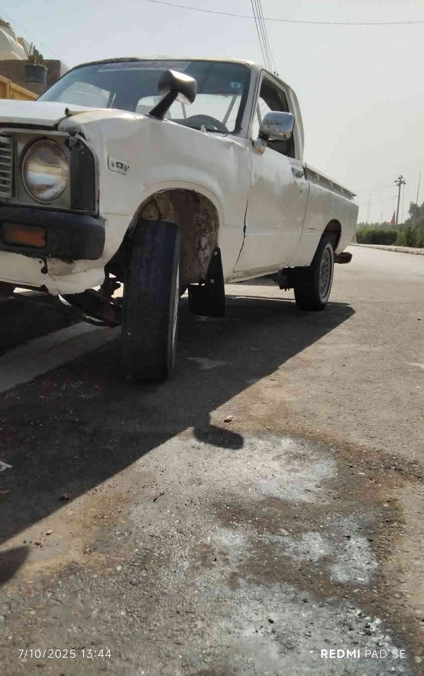 بيكم ٨٠ للبيع رقم انگليزي بسمي سنوية لل٢٧ شرط التحويل شاصي بس لحيم قليل 
سعرهة 3ونص بيهة مجال قليل مو شراي لاتعبني رحمة لـ أهلك.  هـ ***********
مكانهة واسط العزيزية
