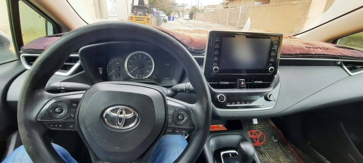 سلام علیکم اخوان 
کورولا للبیع مودیل 2020
مواصفات LE ،
ماشیە 130,000مایل 
شاشە ، کامرە ، تحکمات ستیرن ، ئوتو هولد ، هندبریک بصمە ،......
مواصفاتها معروفە یعني ما یحتاج اوصفها هي المعروف والمرغوب
-عندها بطاقە بنزین ، رقم سلیمانیه، وعلیها تخم ویاله مال SE
-حادثها كلش خفیف ومرفق صور الحادث
رجاء اقرا المنشور اذا شراي راسلني بالواتساب ، رقمي ***********
سعرها 155 ورقە وبیها مجال للطیبین

مكان سليمانية
