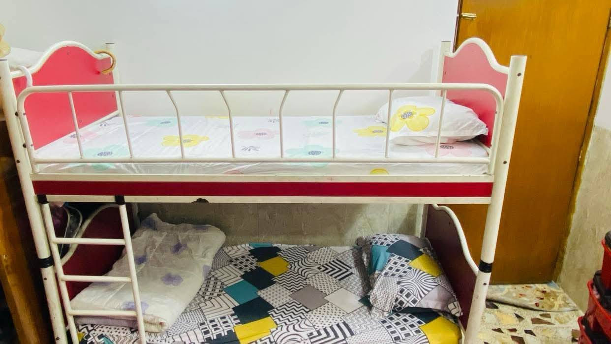 غراض لبيع كنتور خمسه ابواب 250
غرفه كامل صاج تحتاج فقط صبغ 500
سرير طابقين 90
ميز بلازما 30
كنتور تركي نظافه 75 السعر 100


**إذا كنت صاحب هذا الإعلان وتريد حذفه لأي سبب، رجاءا أرسل رسالة إلى الدعم الفني**