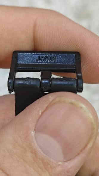 ساعة كاسيو نوادر للبيع
ساعة كاسيو إنتاج ال1985
تحتوي على مقياس درجه الحراره و الرطوبة
سير و بوك أصلي 
الساعة شغاله 100/100
نظيفة جداً 
تحتوي على تاريخ يومي شهري 
تحتوي ضوء 
 سعرها 80 الف بيها مجال بسيط 
ويوجد توصل لكل المحافظات 
للتواصل أو الاتصال 
***********
