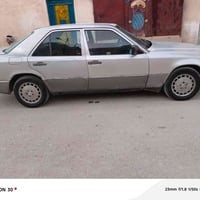 مرسيدس • سيارة مرسيدس • مرسيدس 1992 • مكينة 2.5 • تبريد • للبيع • البص...