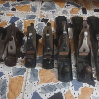 من رخصة الادمن المحترم رندات انكليزي والماني قديم نظيفة حيل ما بيه اي ...
