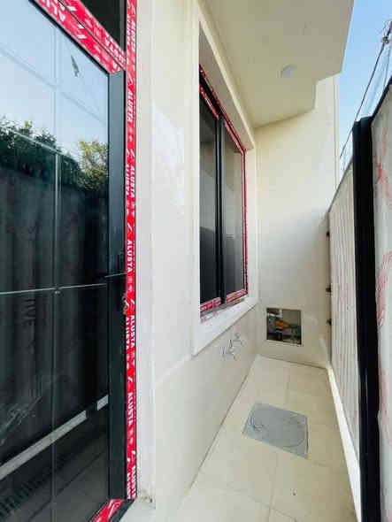 دار #للبيع زيرو مساحه ٥٠ متر
واجهه ٤ نزال ١٢ ونص يحتوي على
٣ نوم ومطبخ واستقبال وخدمات عدد 
٢ منوربغداد حي الجهاد ديوان المخابرات
الاستفسار ***********
