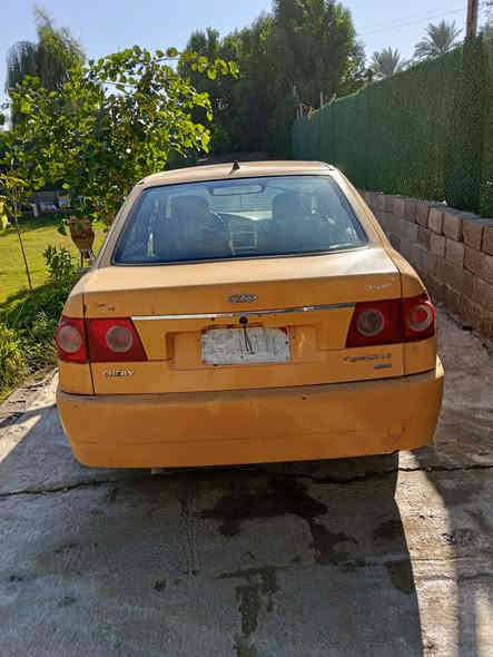 شيري كوين، 2011  راعيها ميت، تاخذ بيها وكالة، المكان أبو غريب، السعر 13$.
***********
