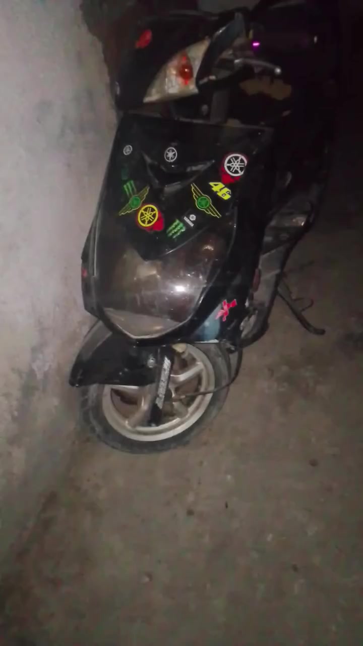 قيم اوخذ بس يرادله باتري  *********** واتساب
