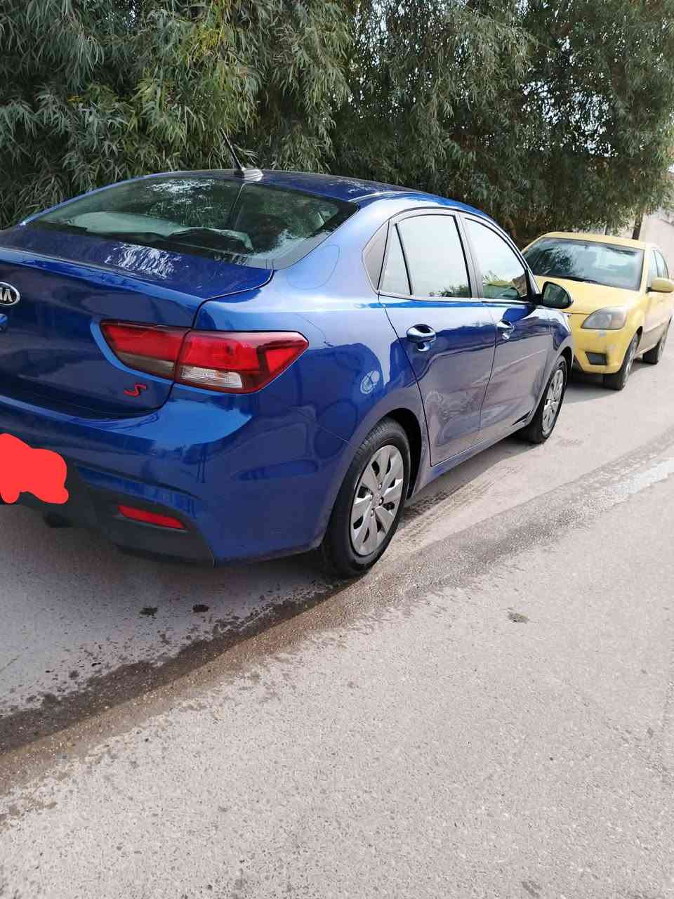 السلام عليكم
كيا ريو 2020 امريكي    وضع شركه

لون جويتي مميز 

مواصفات S المعروفه  محرك 1600 دوش دبل نوزل 

ماشيه 74 الف ميل 

رقم دهوك مسطرة هزة جديدة 

صور ضررها بأمريكا موجود بدون دواخل بدون ايرباك بجم كبس 

صار بيها طخات بسيطه بالعراق تتعدل ع بارد ابيعك ع وضعها 

سيارة مال جناي ع ايد وحدة/ مكان السيارة موصل ايسر 

اتصل ع رقم لمعرفه السعر ***********
