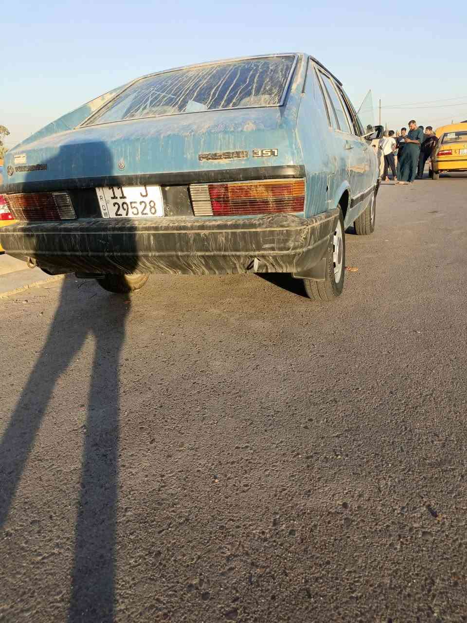 سلام عليكم سياره للبيع برازيلي موديل 86 رقم الماني جديد بسمي سياره تحويل ثاني يوم سياره مكفوله بيه بس جاملق من جهت سايق صبغ بس الباقي كله مكفول مكينه وكير جدد  شاديله مكينه 5نمر سياره نضيفه كلش سعر ب33ورقه وبيه مجال شراي يتصل ***********
