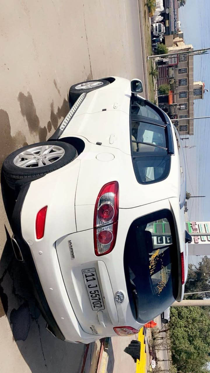 سنتافيا 2012 خليجي الشركة العامة
6 سلندر 
7 راكب
3 قطع تبريد 
رقم بغداد باسمي السياره جاهزة ميه بالميه فلس متصرف عليهة بيهة صبغ قطعتين اثر خدوش بدون ضربه السونار مرفق بالصور السعر 145 .. مكاني بغداد الكرخ ممتواجد عله الفيس للاستفسار 

*********** بغداد, العراق
