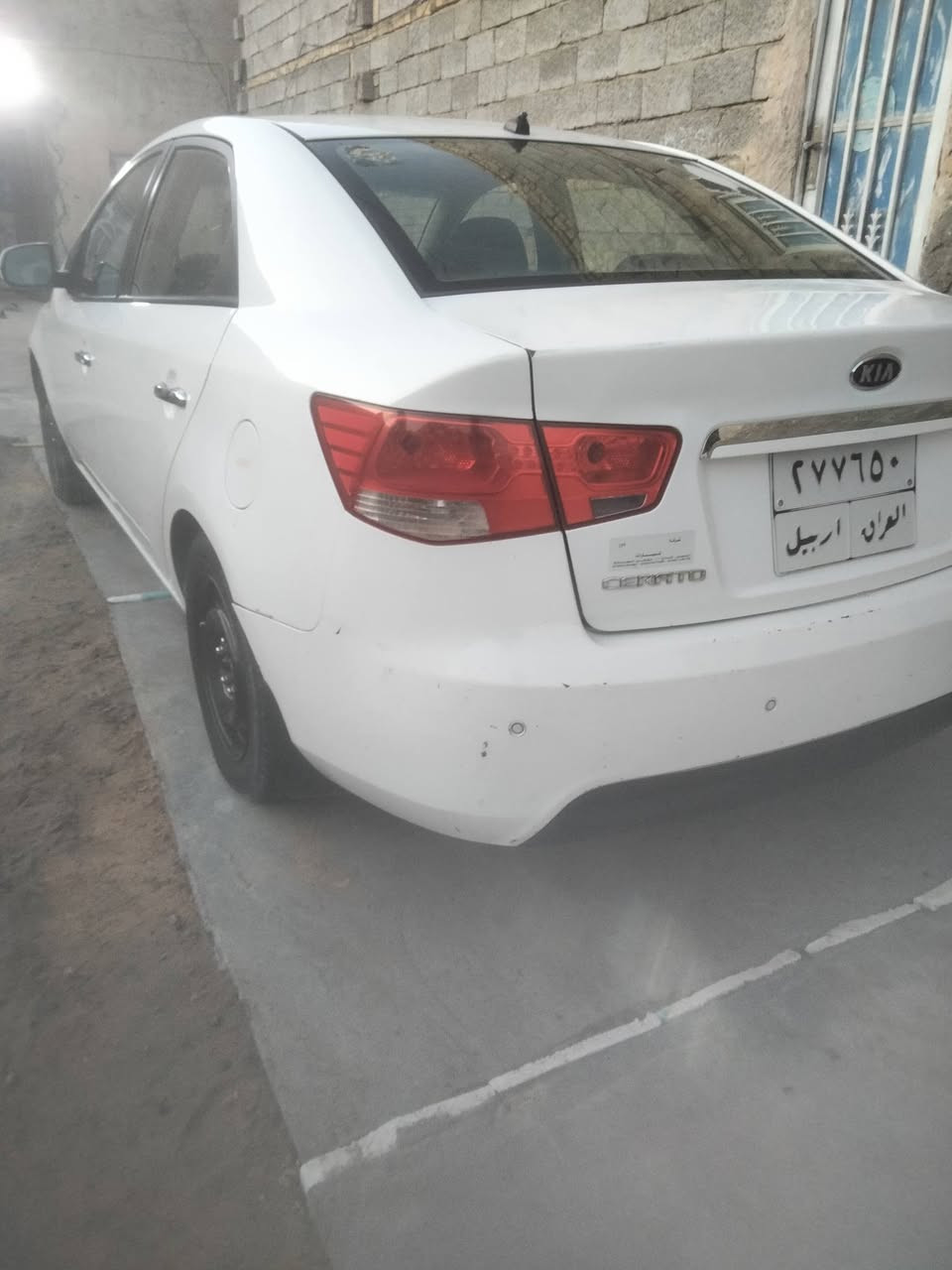 سلام عليكم سيراتو موديل2013 خليجي محرك 1600 محرك وكير جدد تبريد شغال فولل مواصفات واحد على واحد عدى البصمة فتحة مكفولة كفالة عامة بية شبر بجاملغ خلفي تصليح بارد   شفتات ستيرن مرى شفط 4 دسك  شاشة سيارة رقم اربيل تريد وكالة تريد تحويل عنوان نجف السعر 108 لتواصل ***********
