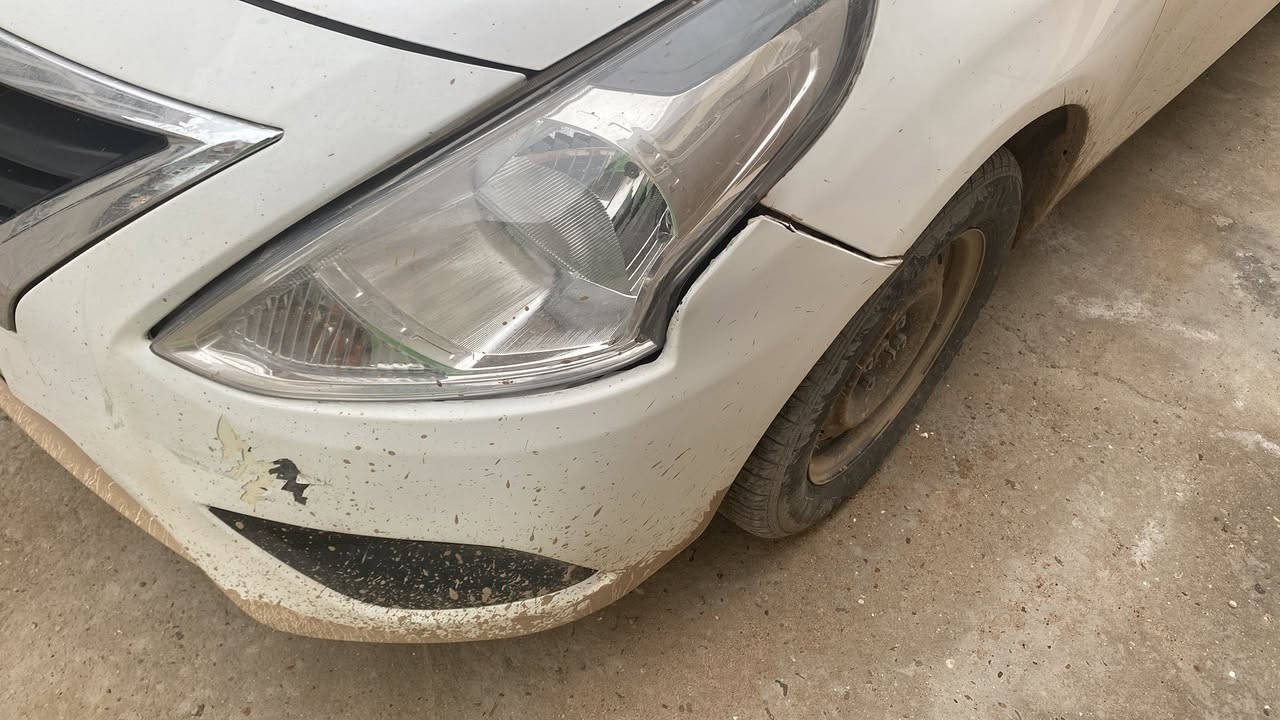 سني موديل ٢٠ للبيع ماشية ٦٢٠٠٠ كيلو جاملغ السايق صبغ بدون دواخل وطخة بالدوسة موضح بالصور السعر ١١٠  وبيها مجال .. الاتصال بالرقم *********** واتساب
