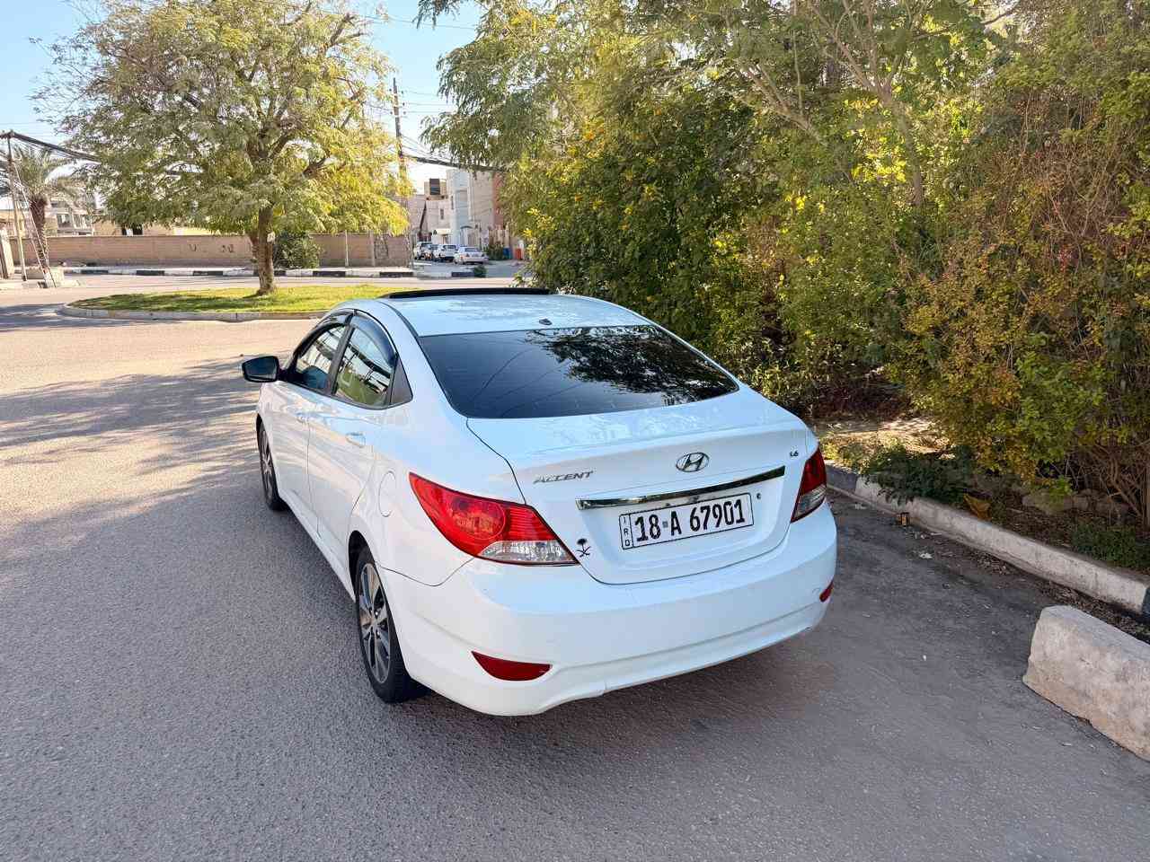 السلام عليكم *********** للبيع فقط السعر 96 نهايته هواندي اكسنت موديل 2014 محرك 1600 دوش وارد خليجي بيه صبغ قطعتين جاملغ امامي وجاملغ خلفي اثر طخه بصيطه
مواصفات فتحه شاشه كامره خلفيه تحكمات جهتين داخل لونين اشاير بلمري 5 ويل كب كروم
السياره جاهزه محرك وكير وحداديه وتبريد بحاله ممتازه جدا 
رقم بابل إنكليزي تحويل مباشر
السياره موجوده في كربلاء
